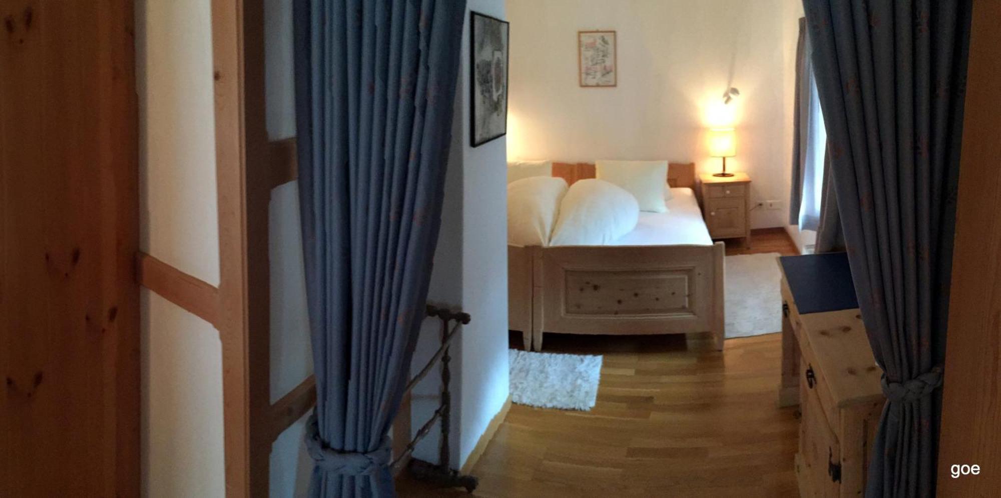 Hotel Chasa Sofia Scuol Bilik gambar