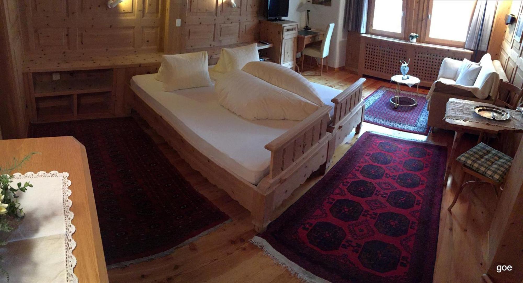 Hotel Chasa Sofia Scuol Bilik gambar